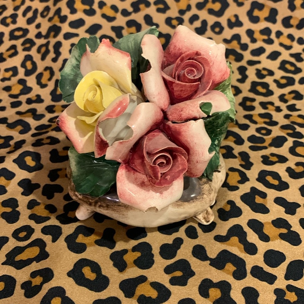 Vintage Capodimonte roses, gently displayed. Approximately 5”.